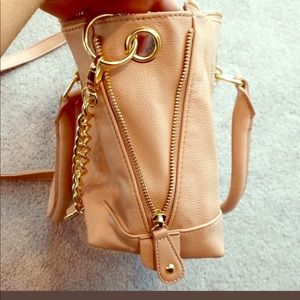 Steve madden crossbody purse NEW NEVER USED !!!